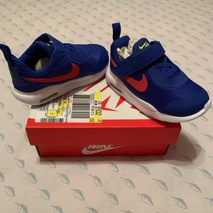 Nike Air Max Oketo Size 7 Unisex Toddler shoe